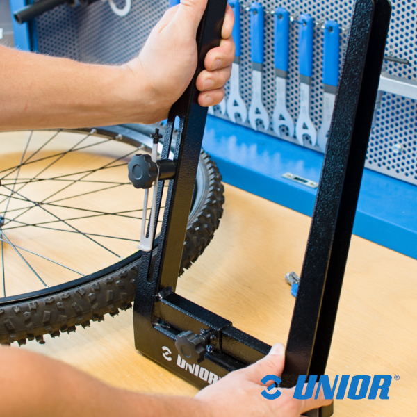 Centrownica UNR-1688 d/kół