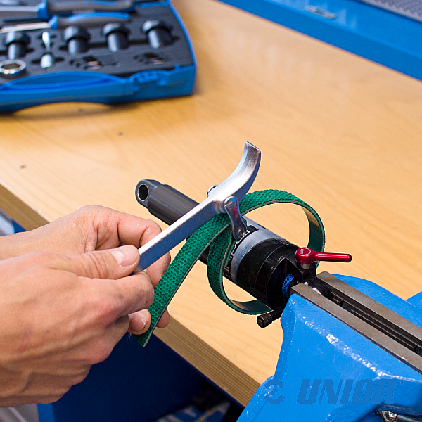 Klucz UNR-1705/2DP taśmowy