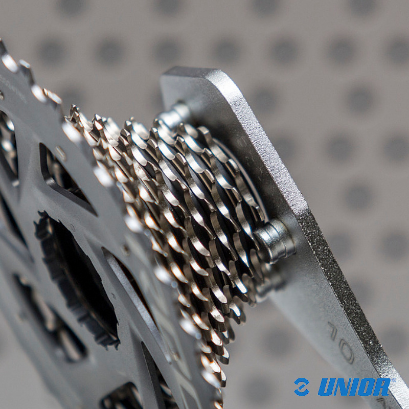 Klucz do kaset UNR-1670/2BI-AXS d/blok.kaset 10T