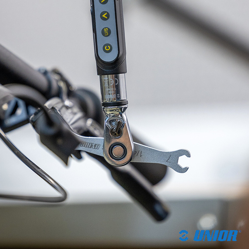 Klucz płaski UNR-1760/2 d/nakrętek ham.hydr.