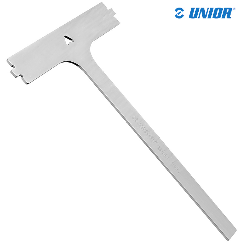 Przyrząd UNR-1689.1 d/kalibracji centrownicy V2