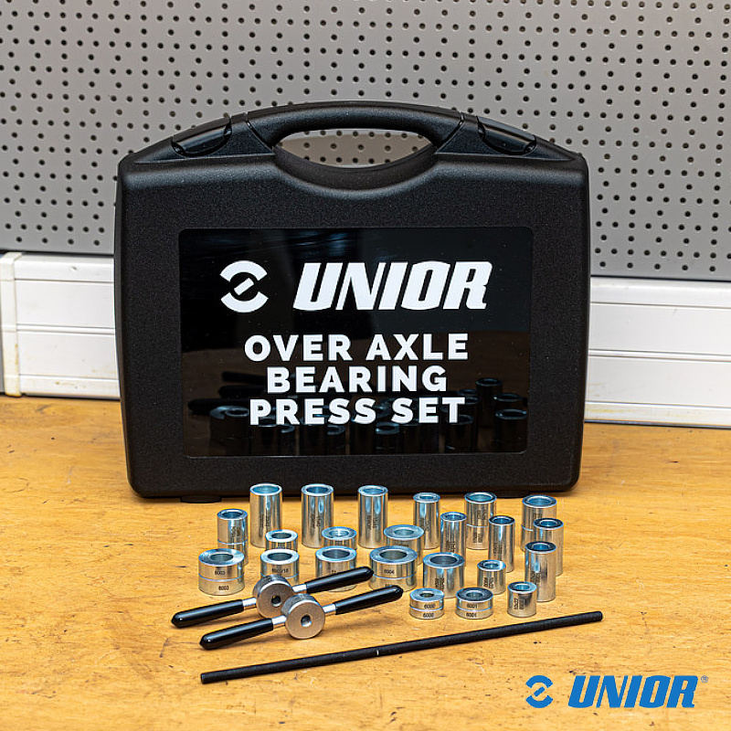 Przyrząd UNR-1721OA d/wciskania łożysk