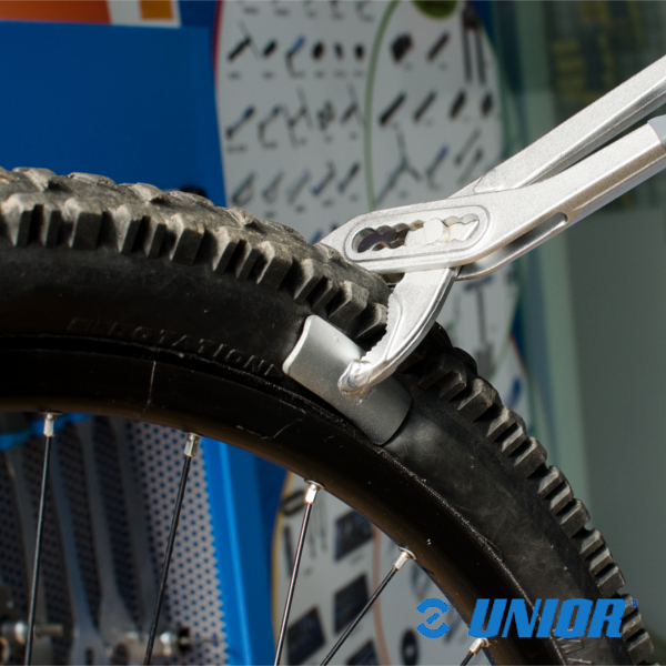 Szczypce do opon UNR-1601/2DP