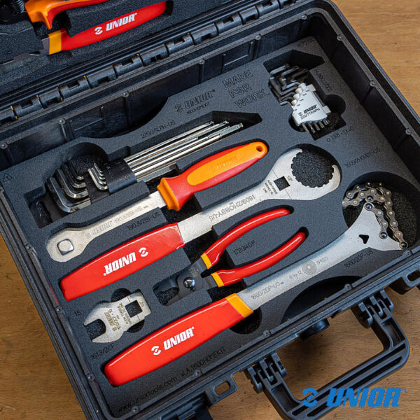 Zestaw narzędzi UNR-1600HOMEKIT2.0 Walizka;38el.